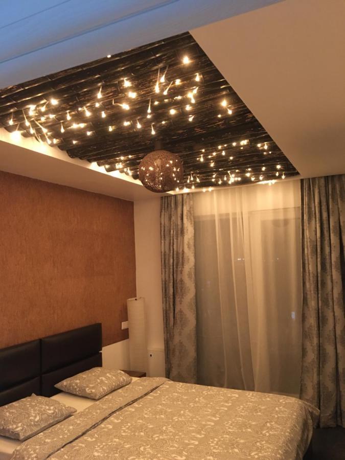 Sunny Deluxe Apartment Cosmopolis Stefanestii de Jos Exterior photo